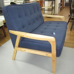 R070 北欧調 2人掛け 木製フレーム 肘付き 天然木 USED・美品