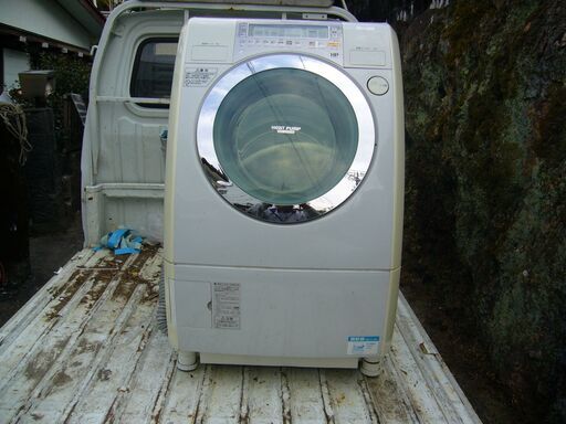 パナソニック１０キロドラム洗濯機高知市内玄関まで配達無料