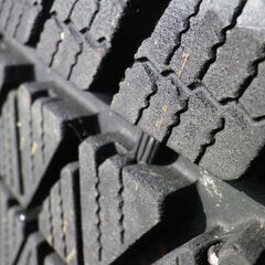 引取り歓迎◆程度良好◆225/65Ｒ17　ＢＳスタッドレス＋アルミ　4本セット　2019年製　ハリアー、ＳＵＶ車など