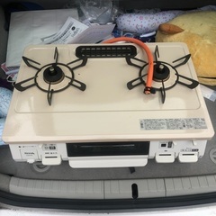 ガスコンロと洗濯機(乾燥機能あり)