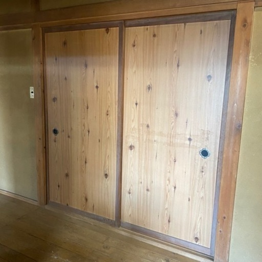 茶室 すずらんの木製引き戸 鈴蘭 花模様 古民家 和室 襖 ふすま 扉 和モダン 和風 日本家屋 引戸 建具 すずきうさぎ 航空公園の家具の中古あげます 譲ります ジモティーで不用品の処分