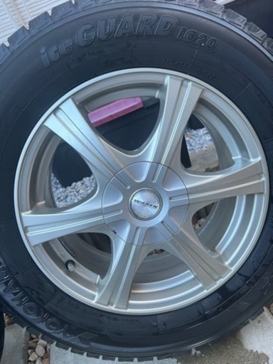 横浜タイヤ スタッドレス 215/65 R16 98Q 【公式通販】