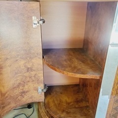 ③622番✨イタリア製 アンティーク調 カップボード 輸入家具 食器棚 ブラウン 飾り棚 ‼️