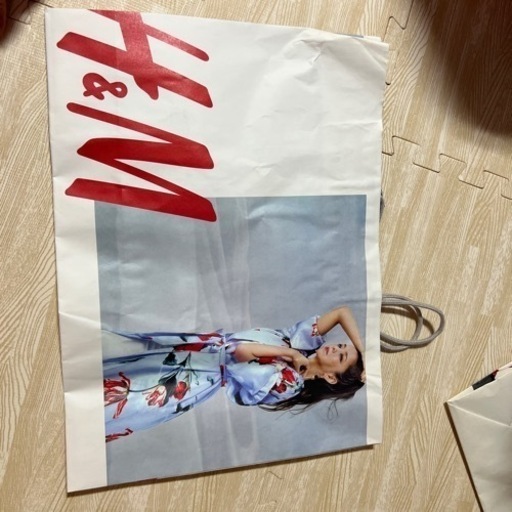 レア⭐️H\u0026M ショップ袋　安室奈美恵