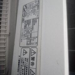 三菱エアコン15畳用200 V 2013年製別館においてます