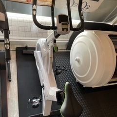 大人気のFITBOX スピンバイク(極静音)売ります
