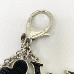 ルイ・ヴィトン ビジューサック エピ バッグチャーム キーホルダー