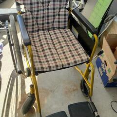 0114-053 車椅子