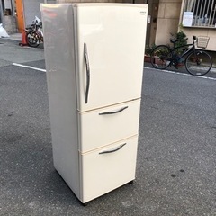 ?日立 265L 自動製氷機付き⁉️大阪市内配達設置無料?⭕️