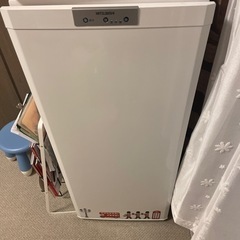 【ネット決済】三菱ノンフロン冷凍庫　MF-U12T-W 