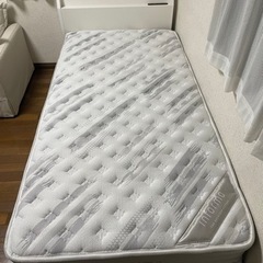 決まりました】大塚家具 シングルベッド マットレス付き