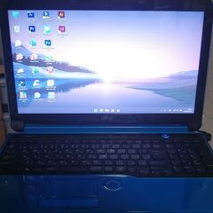 富士通ノートブック i7（中古）、8GBのメモリ、SSD240GB、15.6画面