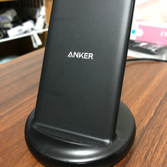 【美品】ANKER ワイヤレス充電器 ACアダプタ付属