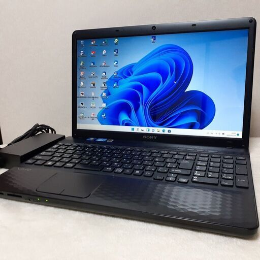 【取引中です】SONY　VAIO　SSD搭載　webカメラ　マルチ　15インチ　テンキー付き　Windows11