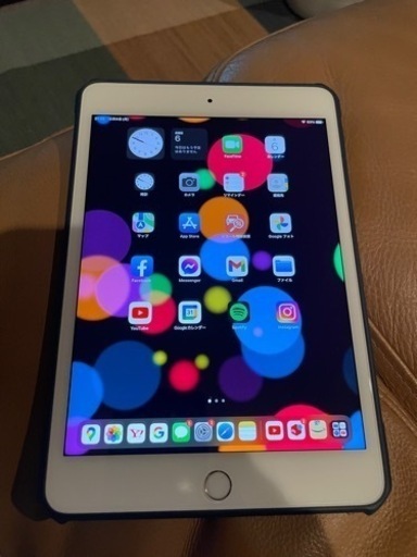 見事な創造力 iPad mini5 Wi-Fi+Cellular 64GBシルバーSIMフリー iPad