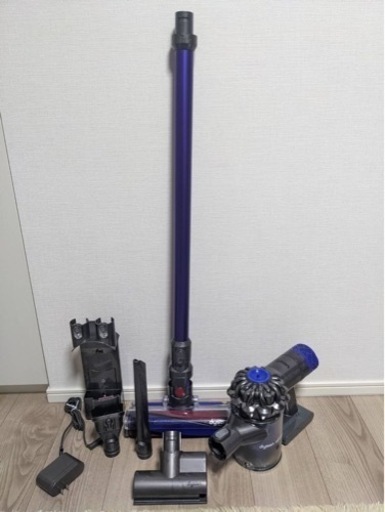 【used・ノズル4個付き】dyson ダイソン  V6 DC62