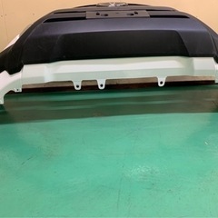 ハイラックス　REVO GUN125 後期バンパー