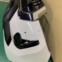 ハイラックス　REVO GUN125 後期バンパー