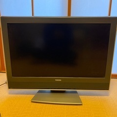【ネット決済】TOSHIBA 32型テレビ　2006年式