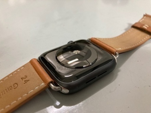[美品]Apple Watch series 4 セルラーモデル44mmおまけ多数