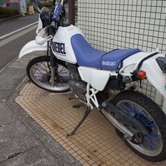 ズスキ　ジェベル125 　　オフロードバイク