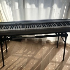 ヤマハ製電子ピアノ　P-85