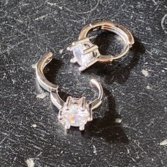 【新品】モアサナイト2ct ダイヤモンド ピアス 