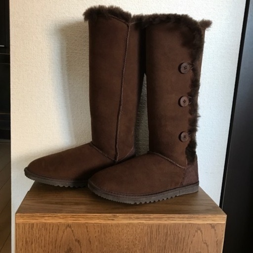 UGGロングブーツ