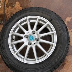 【ネット決済】冬タイヤ中古車タイヤ１セット185/65R15 ア...