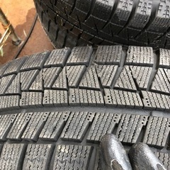 冬タイヤ中古車タイヤ1セット185/65R15 アルミホイールTUBELESS