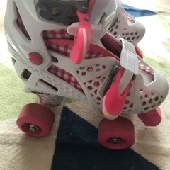 ローラースケート 18〜20センチ　ピンク - おもちゃ
