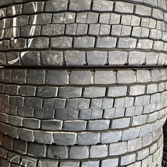 大型低床用ミックス中古タイヤ