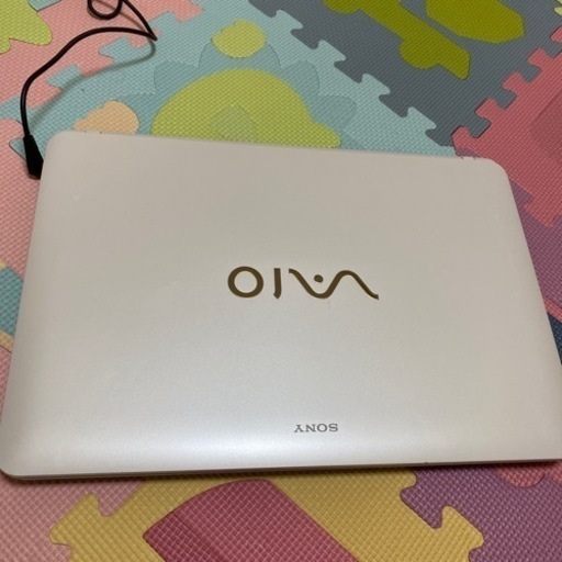 Sony VAIO SVF153B1GN 未使用に近い