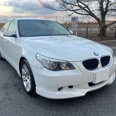 BMW 5シリーズ 525I