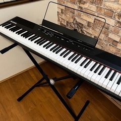 【ネット決済】電子ピアノ　キーボード　スタンド付き