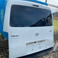 タウンエース S402M バックドア リアゲート 白 W09