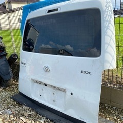 タウンエース S402M バックドア リアゲート 白 W09