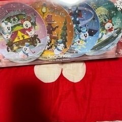 【ネット決済】ディズニー　Sno Snow プレート　４枚セット