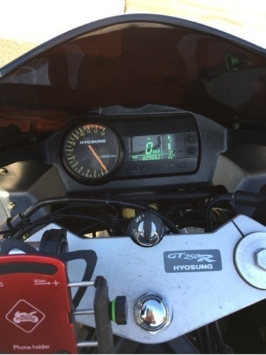 ヒョースン GT250R