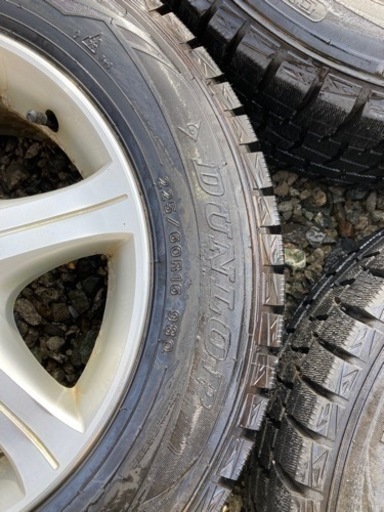車のパーツ スタットレスタイヤ アルミホイール 4本セット プリザック 