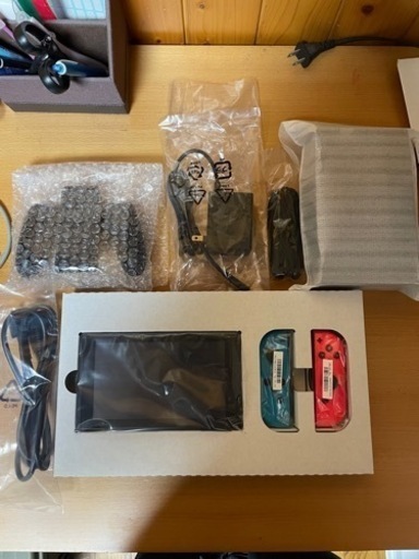 Nintendo Switch 『新品』Nintendo (有機ELモデル) HEG-S-KAAAA