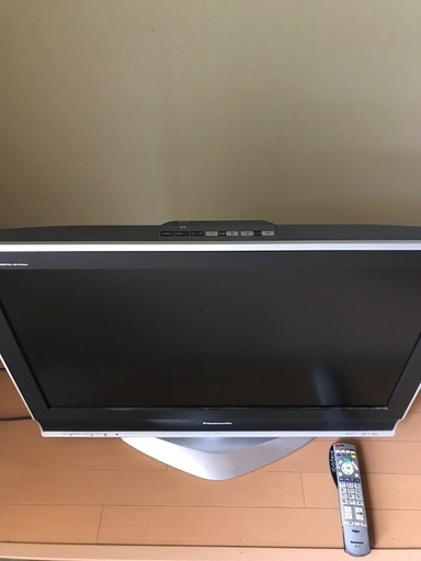 パナソニック　32インチテレビ　中古です 5100円