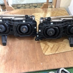 80ランクル　輸出用ヘッドライト