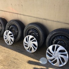 ホンダ　フリード　スタッドレス　タイヤホイールセット