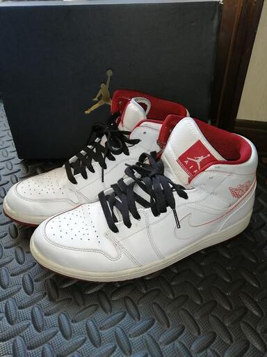 ナイキAIRJORDAN1MID 29cm