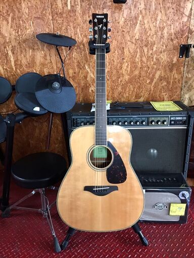 アコースティックギター YAMAHA FG820