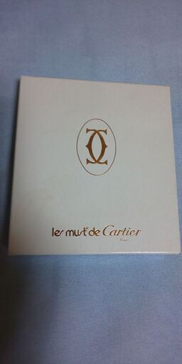 Cartier】未使用二つ折り財布