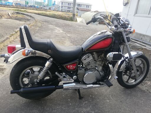 カワサキのVZ750cc 　エンジン実働整備ベースに走行も可能です。 カワサキのVZ750cc エンジン実働整備ベースに走行も可能です。