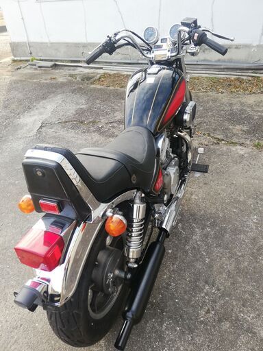 カワサキのVZ750cc エンジン実働整備ベースに走行も可能です。