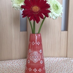 北欧調 大人かわいいフラワーベース レッドフラワー　花瓶 花器